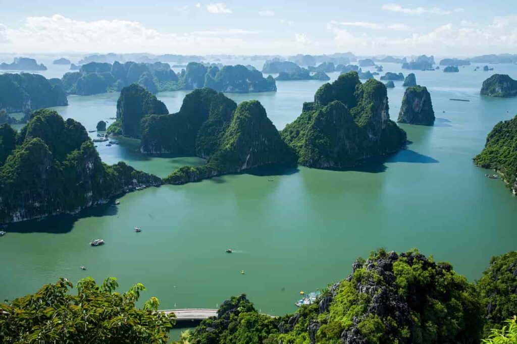 Vietnam - ha long bay