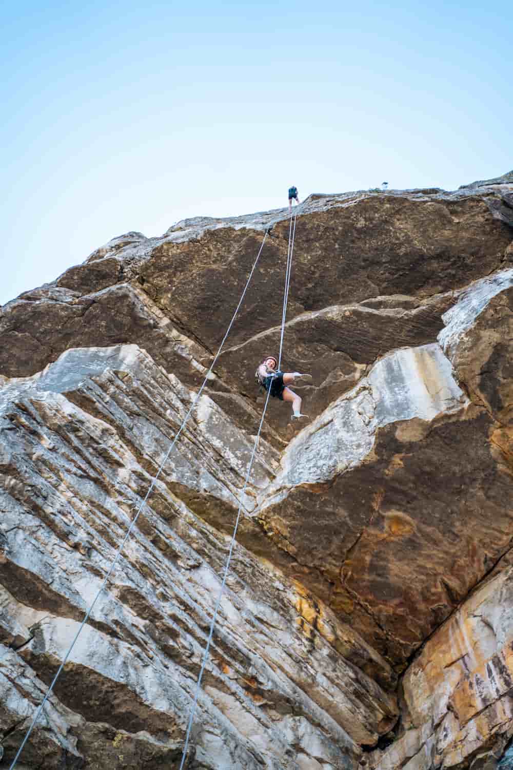 Rappelling ned ad Table Mountain i Cape Town
