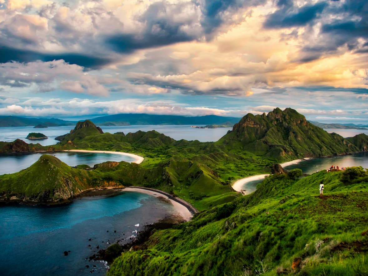 Komodo & Flores